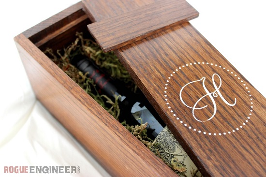 DIY Wedding Wine Gift Box